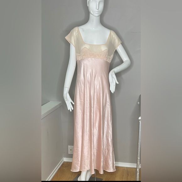 Valentino Dresses & Skirts - Valentino Intimo Sz L Vintage Long Nylon Lace Dress Nightgown